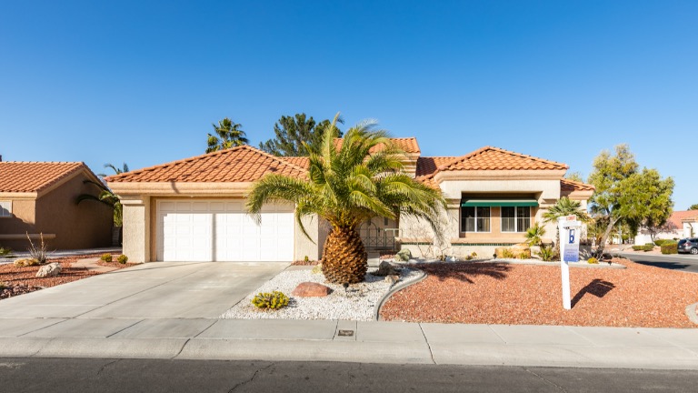 BEAUTIFUL SUN CITY SUMMERLIN HOME! Landon Boeckle The Boeckle Group