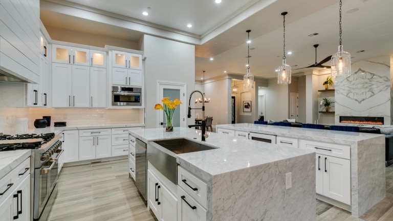 Incredible Luxury Remodel! Landon Boeckle The Boeckle Group